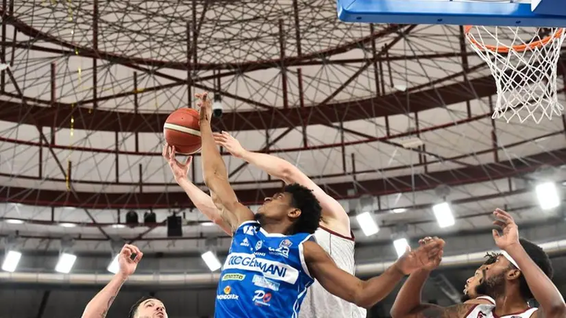 Eboua durante il match con Reyer Venezia lo scorso 4 dicembre - Foto New Reporter Checchi © www.giornaledibrescia.it