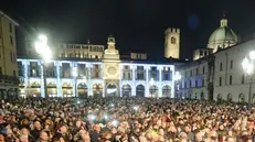 Festeggiamenti in piazza prima del Covid - © www.giornaledibrescia.it