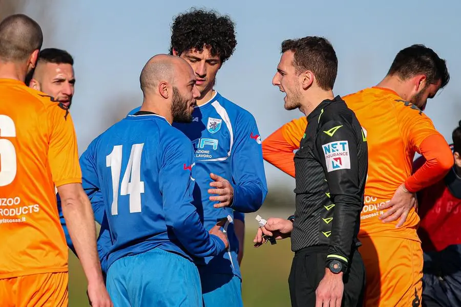 Calcio Seconda: Real Castenedolo-Gottolengo 4-0
