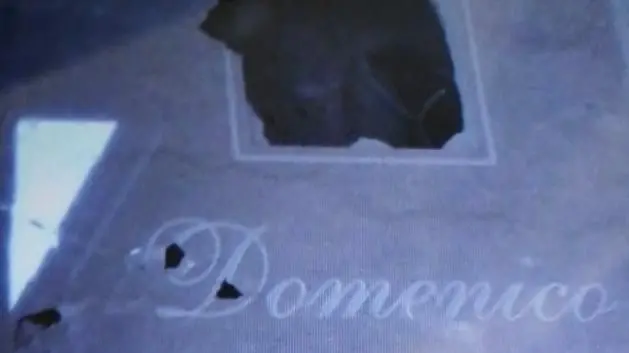 Danneggiata anche  la tomba del papà del sindaco - © www.giornaledibrescia.it