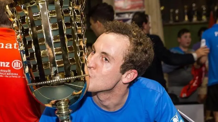 Bacio al tricolore: Rech Daldosso nel 2019 dopo lo scudetto vinto - © www.giornaledibrescia.it