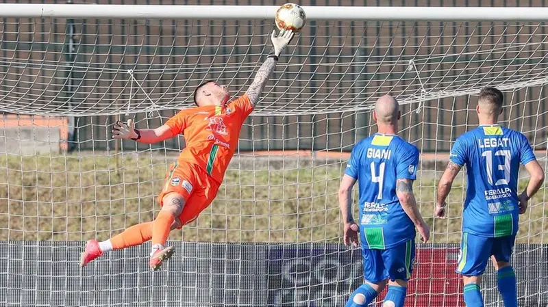 Salto di qualità tra i pali, grazie al ritorno del classe ’96 Victor De Lucia - © www.giornaledibrescia.it