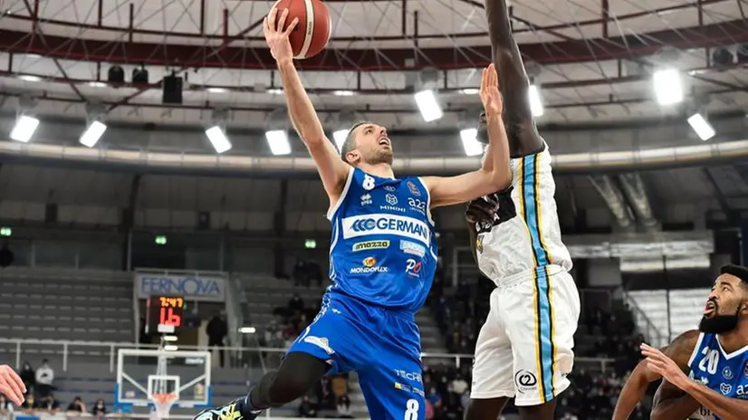 Amedeo Della Valle, gran realizzatore con la maglia della Germani - Foto New Reporter Checchi © www.giornaledibrescia.it