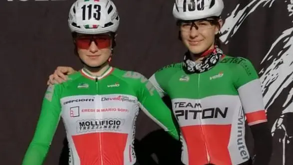 Le sorelle Arianna ed Elisa Bianchi campionesse italiane di ciclocross nelle categorie Allievi ed Esordienti secondo anno