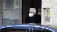 Il rieletto presidente della Repubblica Sergio Mattarella esce dalla sua casa di Roma