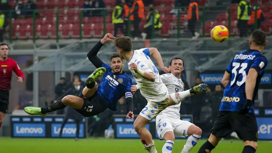 Lo splendido gol di Ranocchia contro l'Empoli - Foto Ansa © www.giornaledibrescia.it