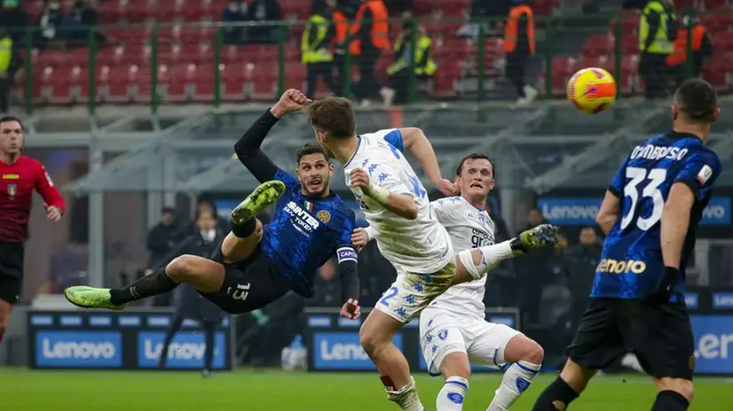 Lo splendido gol di Ranocchia contro l'Empoli - Foto Ansa © www.giornaledibrescia.it