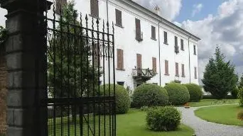 Villa Fassati Barba, nuova tappa del tour di «Franciacorta in bianco» - © www.giornaledibrescia.it