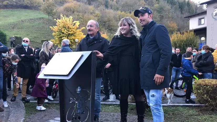 Sonny Colbrelli a Casto per l'omaggio in suo onore