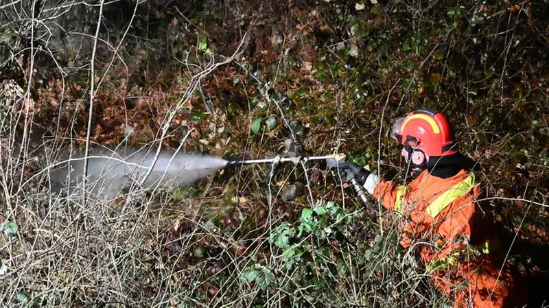 Al lavoro. Il monte resta sotto osservazione