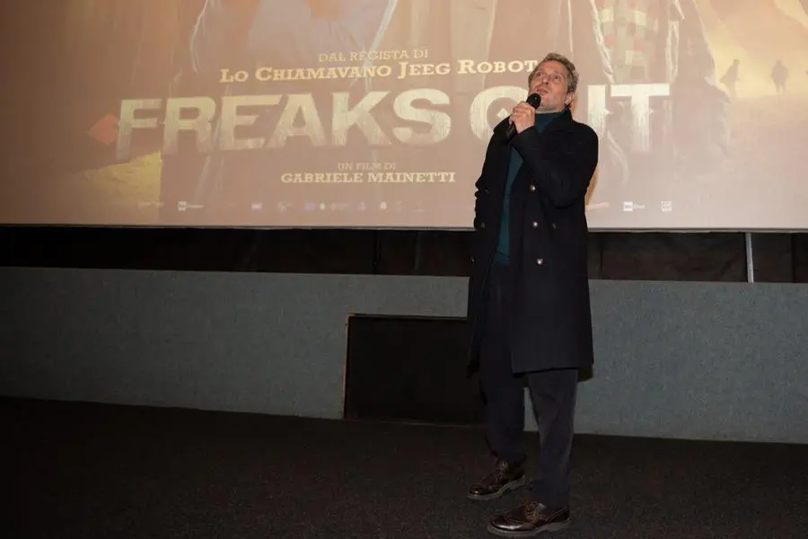 Le immagini della presentazione di «Freaks Out» con Claudio Santamaria