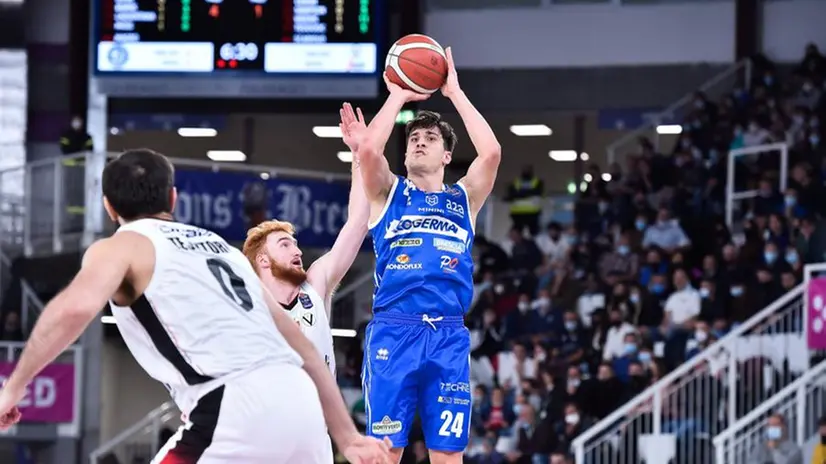 Brescia 74-Virtus Bologna 103