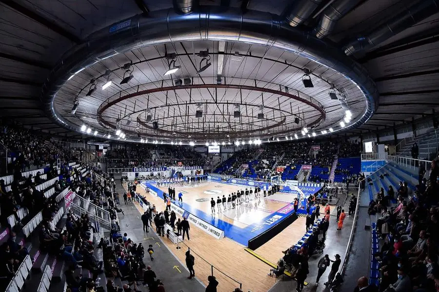Brescia 74-Virtus Bologna 103