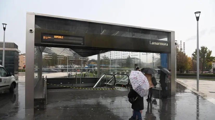 Le stazioni della metropolitana di Brescia chiuse