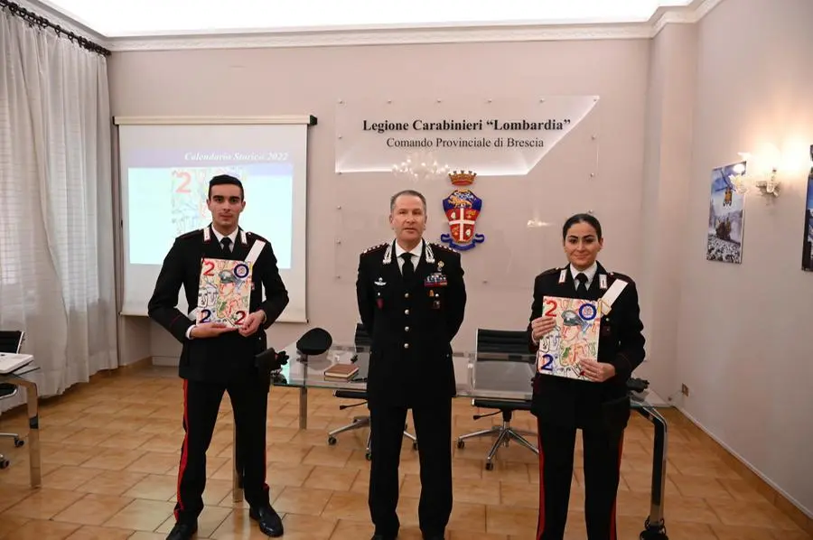 La presentazione del Calendario dell'Arma 2022 al Comando provinciale