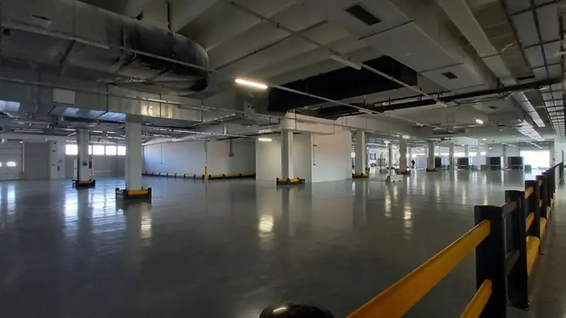 L’area da 4.500 metri quadrati destinata al nuovo magazzino-smistamento di Poste - Foto © www.giornaledibrescia.it