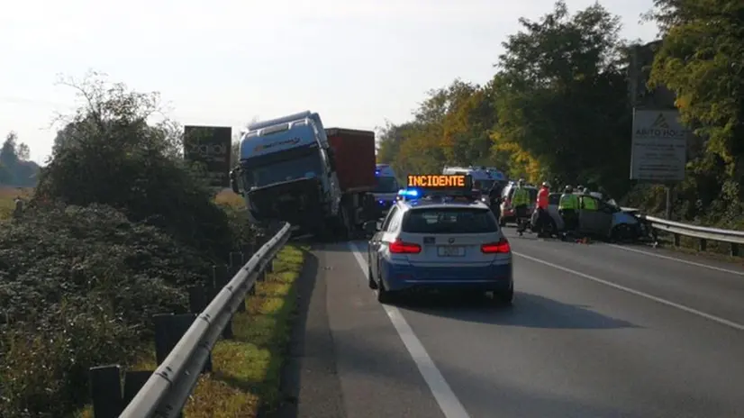 Il luogo e i mezzi coinvolti nello schianto