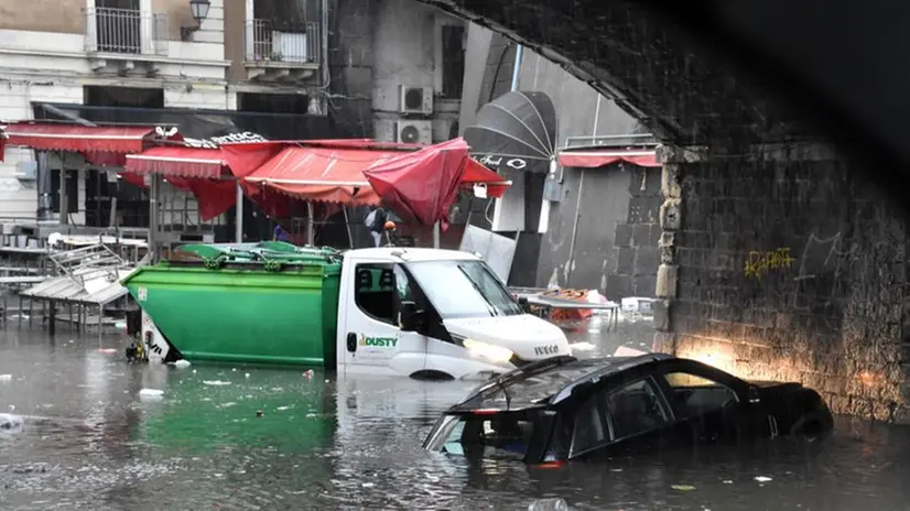 I danni provocati dall'uragano Medicane in provincia di Catania