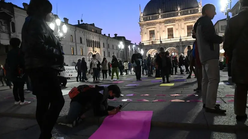Non una di meno: in piazza per ricordare Elena Casanova