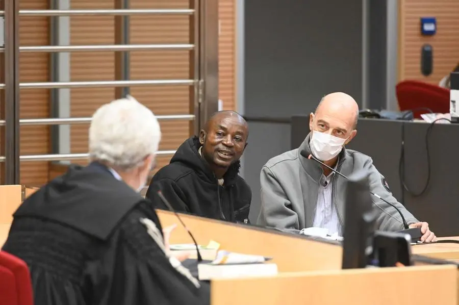Aboagye Akwasi, detto Abu, testimonia in aula al processo Bozzoli