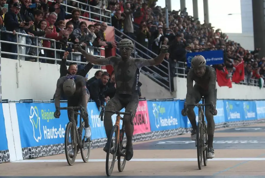 Sonny Colbrelli vince la Parigi-Roubaix: da Casto all'Olimpo del ciclismo