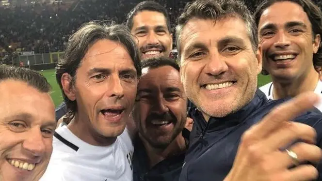 Da sinistra Cassano, Inzaghi, Brocchi, Borriello, Vieri e Matri - Foto © www.giornaledibrescia.it