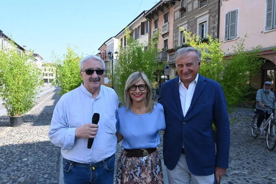 Tonino Zana, Clara Camplani e Marco Recalcati - Foto © www.giornaledibrescia.it