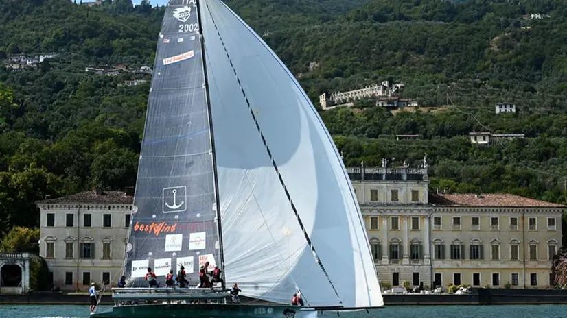 L'arrivo della Centomiglia del Garda