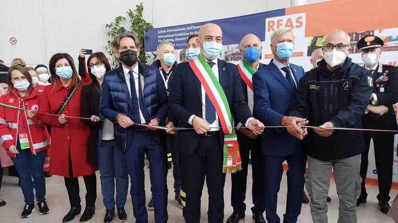 Il momento dell’inaugurazione ufficiale - © www.giornaledibrescia.it