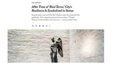Così il New York Times: Dopo un periodo di vero terrore la resilienza della città è simboleggiata da una statua