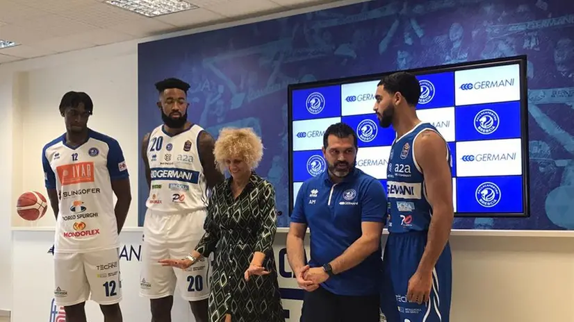 Graziella Bragaglio, Alessandro Magro alla presentazione delle maglie e della prima di campionato