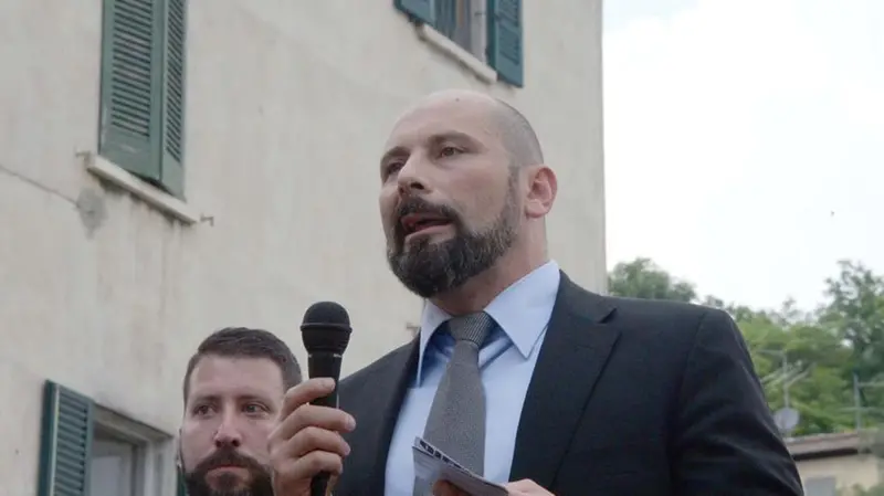 Davide De Cesari, leader di Casa Pound Brescia - Foto Marco Ortogni/Neg © www.giornaledibrescia.it