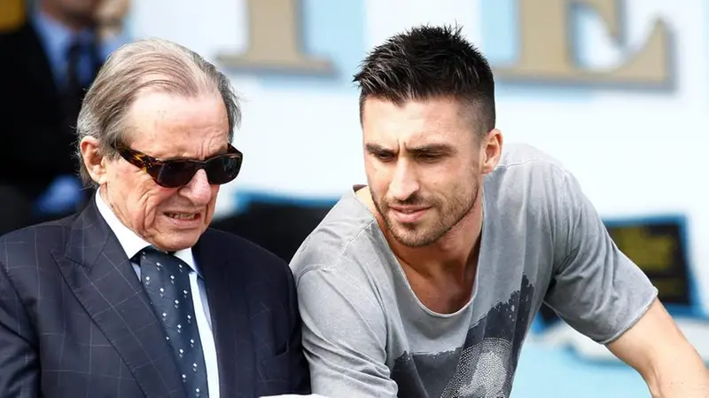 Caracciolo con Gino Corioni - Foto © www.giornaledibrescia.it