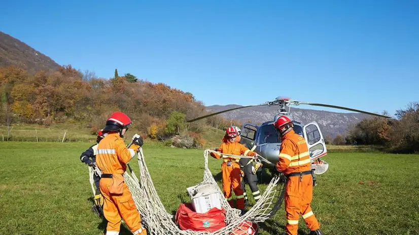 Volontari della Protezione civile in azione - © www.giornaledibrescia.it