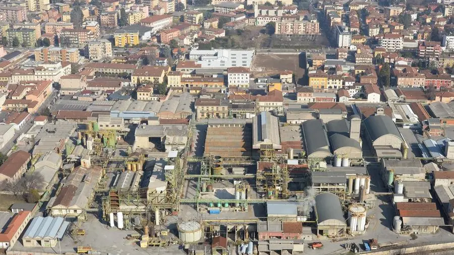 La cittadella industriale di via Nullo, epicentro del Sito di interesse nazionale Brescia-Caffaro - Foto © www.giornaledibrescia.it