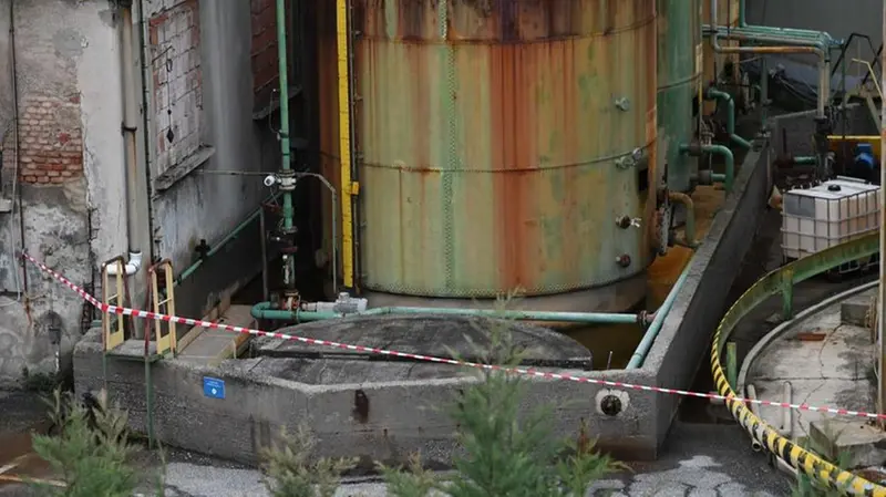 L'interno dello stabilimento Caffaro - Foto © www.giornaledibrescia.it