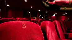 Al cinema poltrone di velluto rosso