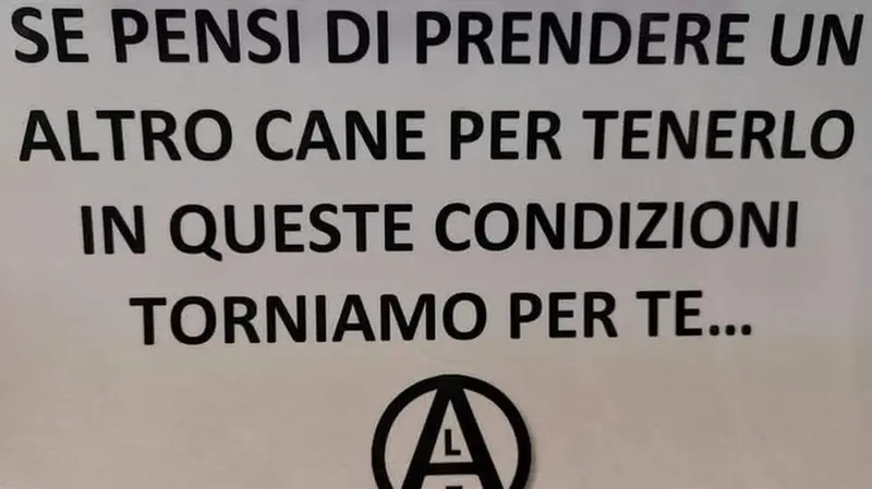 Il biglietto di minacce - © www.giornaledibrescia.it