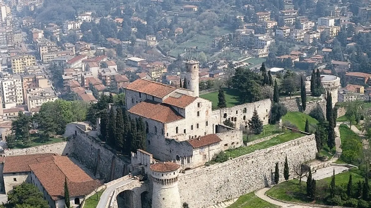 Una veduta dall'alto del Castello di Brescia - Foto © www.giornaledibrescia.it