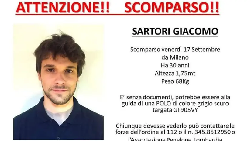 Giacomo Sartori, il volantino diffuso dopo la sua scomparsa - Foto Ansa  © www.giornaledibrescia.it