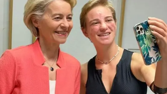 La presidente della Commissione europea Ursula von Der Leyen e la campionessa paralimpica Bebe Vio (da Instagram) - Foto © www.giornaledibrescia.it