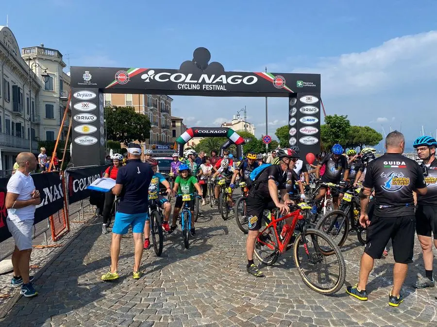 I partecipanti alla seconda giornata del Colnago cycling Fesitval