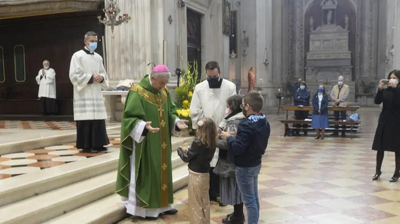 In Duomo la messa presieduta dal vescovo