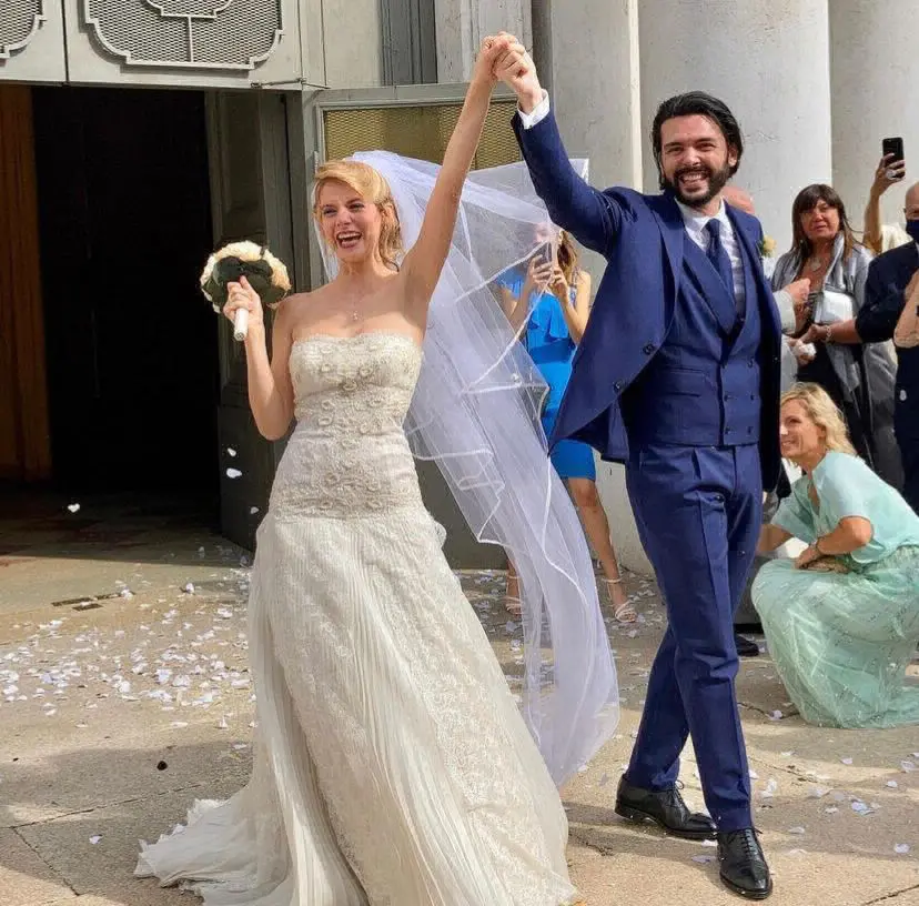 La storia d'amore coronata in Duomo di Luca Micheletti ed Elisa Balbo