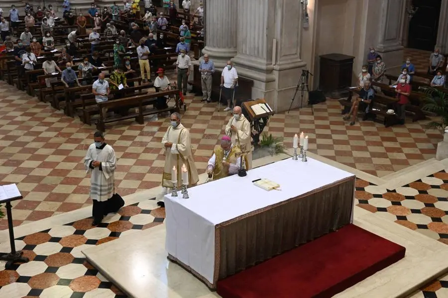 La Messa in Cattedrale per l'Assunzione di Maria