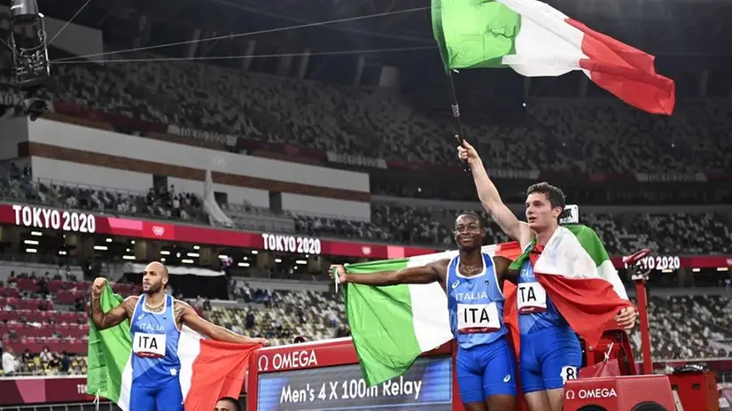 Gara epica per la 4x100 italiana, con Marcell Jacobs