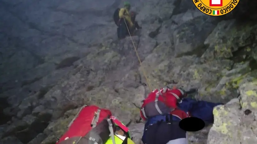 Alpinisti bloccati in ferrata sul Corno di Grevo, in salvo a mezzanotte