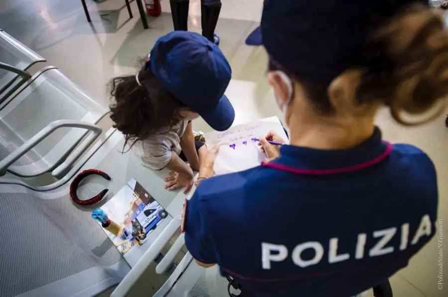 L'arrivo dei rifugiati afghani a Fiumicino