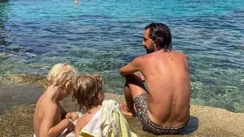 A Ibiza con i figli nelle scorse settimane - Foto Instagram