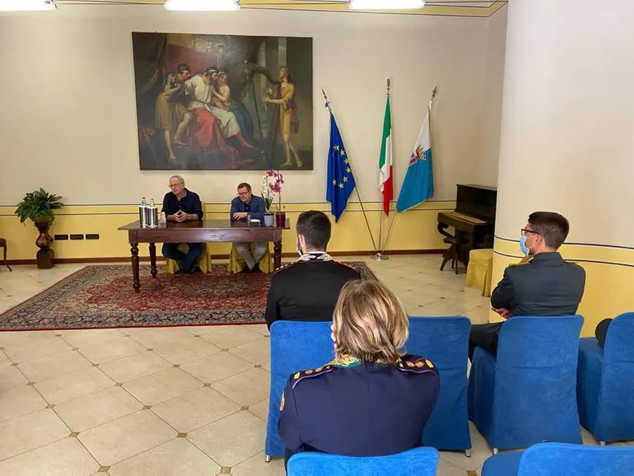 La conferenza stampa del prefetto Visconti e del sindaco di Desenzano Malinverno
